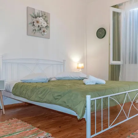 Appartement 5 Steps From The Sea