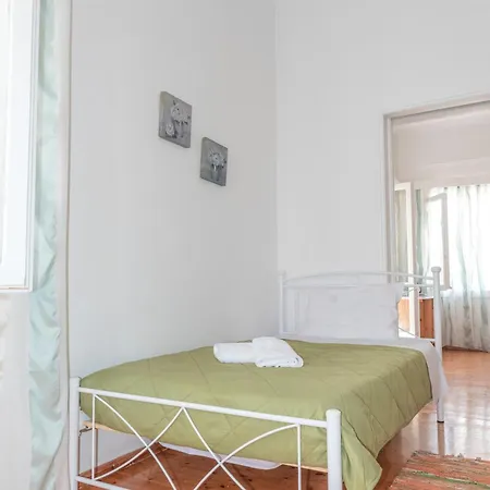 5 Steps From The Sea