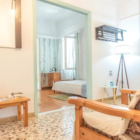 Appartement 5 Steps From The Sea Kalamata