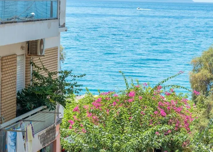 Apartamento 5 Steps From The Sea Kalamata