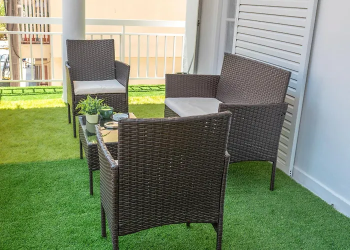 5 Steps From The Sea * Kalamata