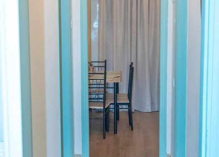 Apartamento 5 Steps From The Sea Kalamata