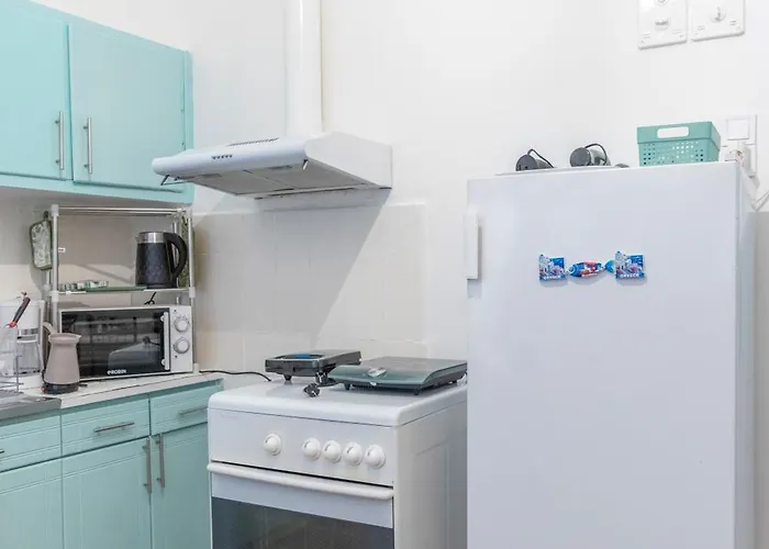 Apartamento 5 Steps From The Sea Kalamata