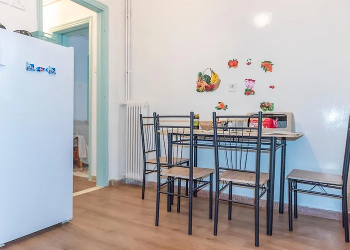 5 Steps From The Sea