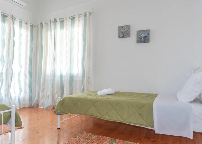 5 Steps From The Sea Apartamento Kalamata