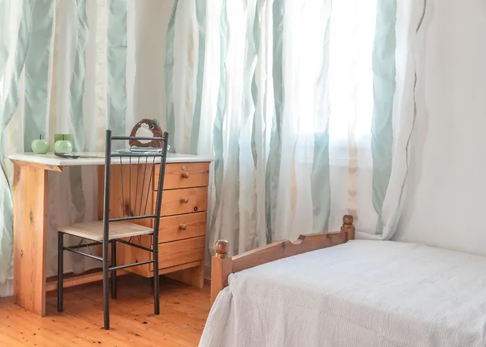 5 Steps From The Sea